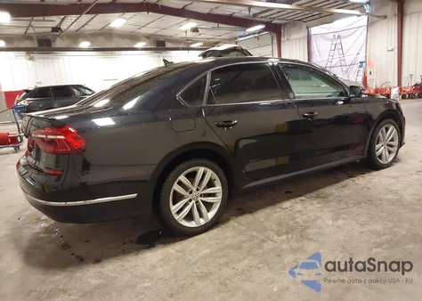 2019 Volkswagen Passat 2.0T Wolfsburg Edition из США, поврежденный, VIN 1VWLA7A38KC006171